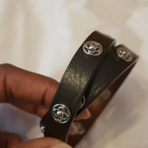 Brown leather wrap bracelet w silver clover embell